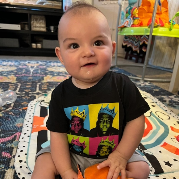 MEET YOUR POSHER - Picture 8 of 11